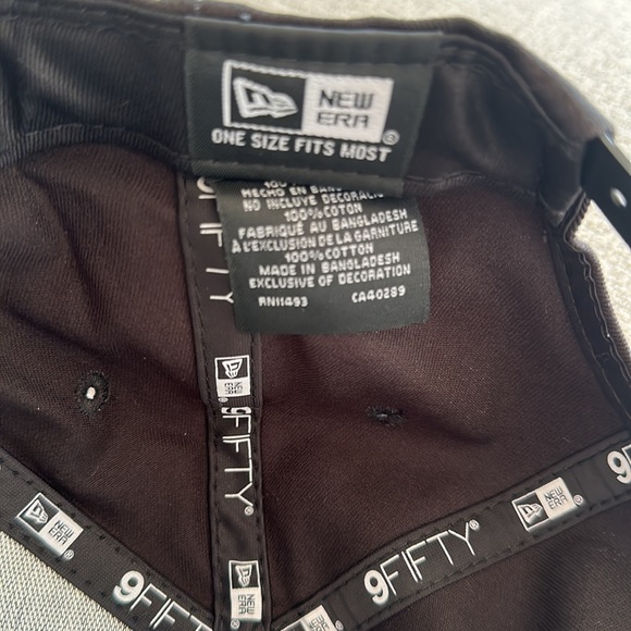 Can’t Lose Parlay in yellow on Black Hat Cap Snapback New Era 9 FIFTY NEW - Picture 3 of 4